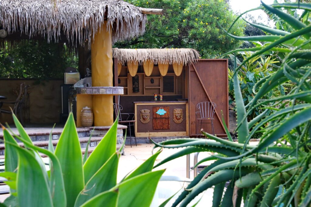 Tiki Bar